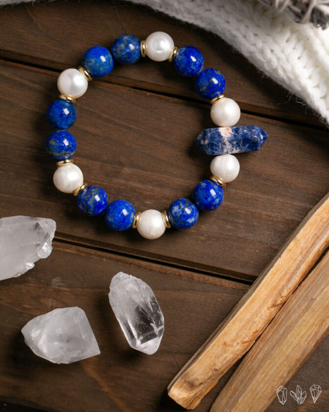 Lapis Lazuli + Pearl Handmade Stretch Bracelet