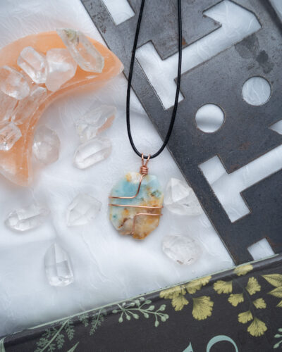 Discover the healing power of Amazonite, a soothing gemstone known for promoting emotional balance, calming the mind, and enhancing communication skills.