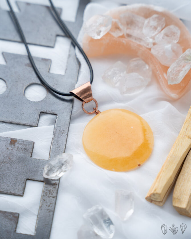 Honey Calcite Statement Disc